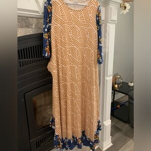 Elegant Tan and Blue Geometric Dress